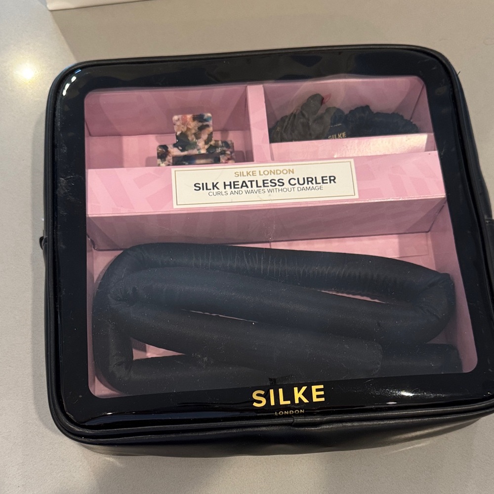 Black Silk Heatless Curler